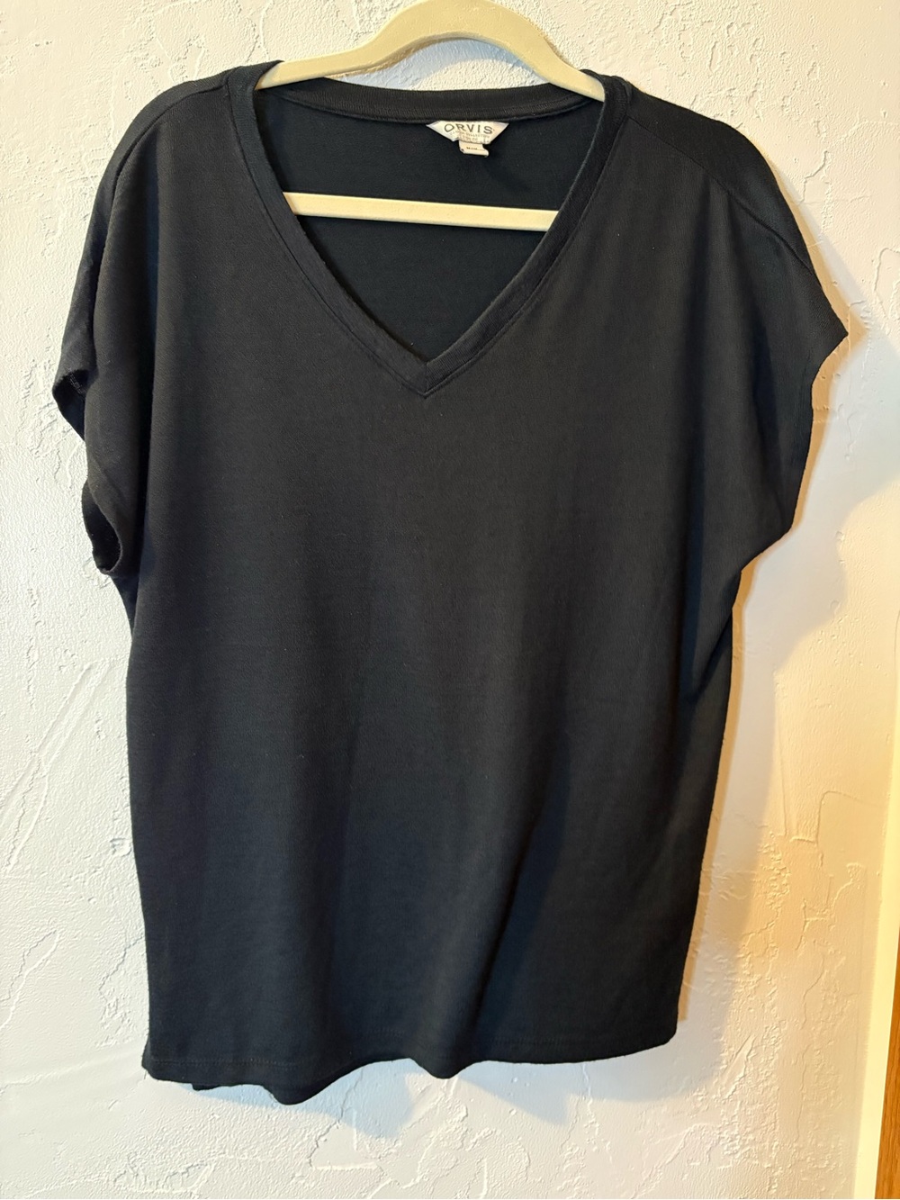 Orvis Women's Navy V-Neck Short Sleeve Top Casual